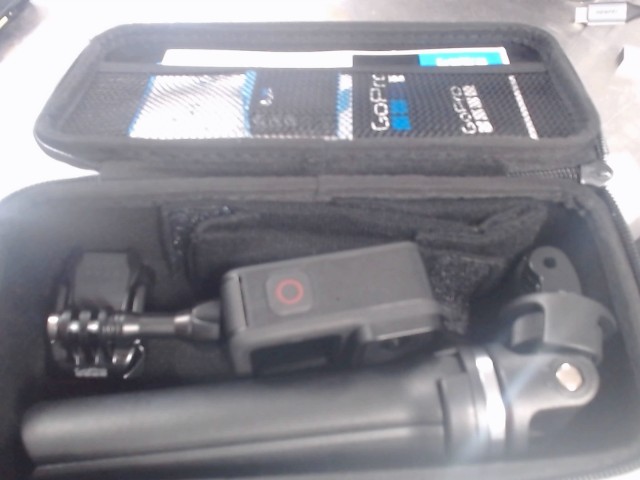 Go pro avec batt et sac de transport