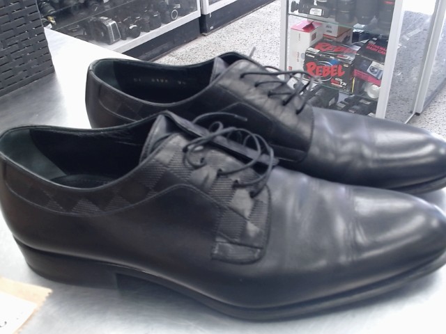 Louis vuitton chaussure de costume