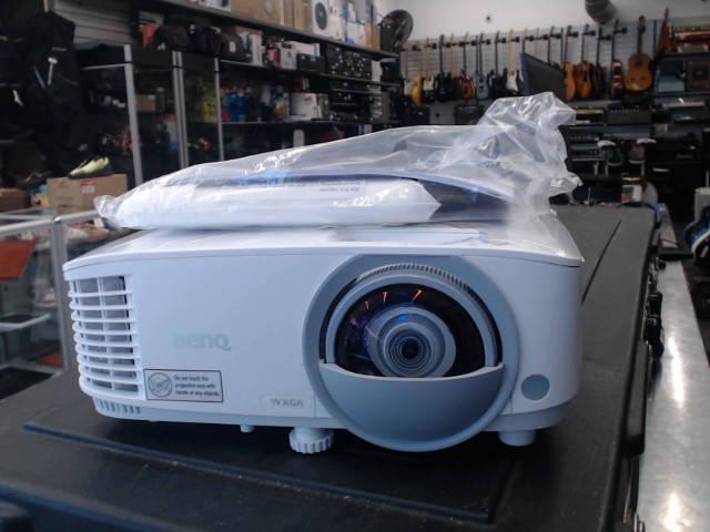 Projector benq dans boite