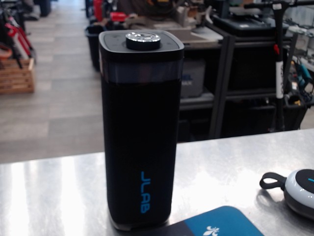Speaker bluetooth