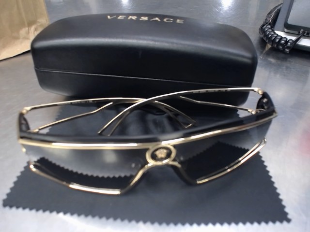 Lunette soleil homme versace+etui