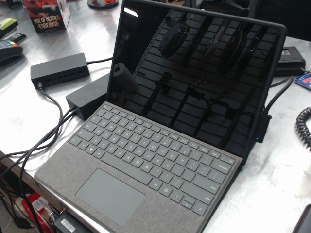 Surface pro 8 case fold gris
