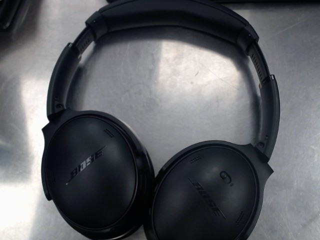 Noir headphones