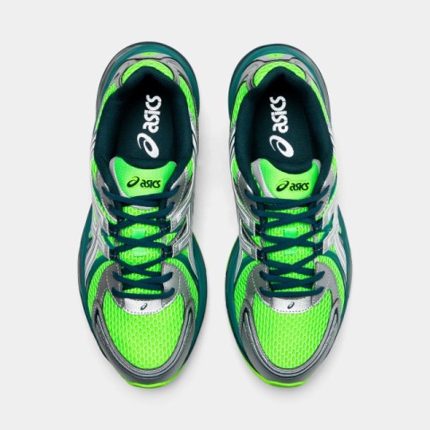 Green/silver shoes