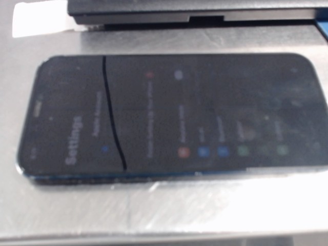 Iphone 12 bleu marin 64gb