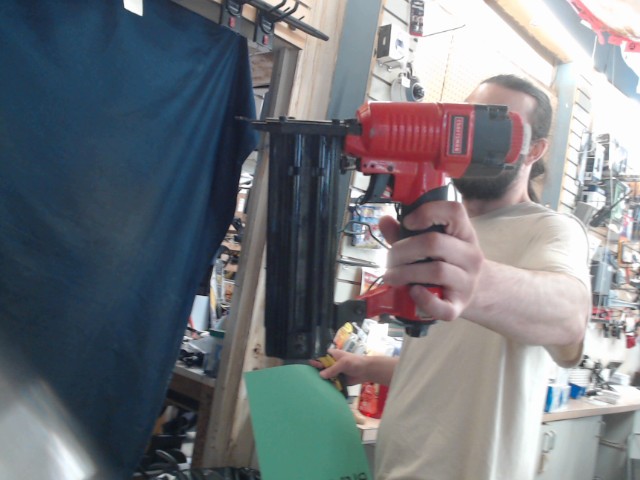 Nailer brad
