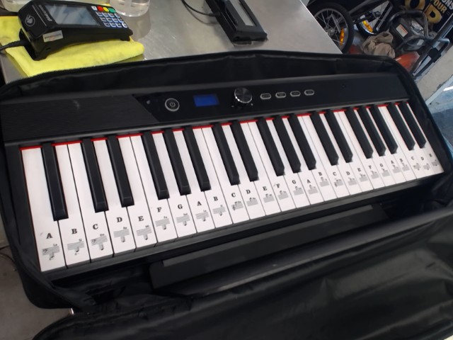 Keyboard 88 touches foldable+etuit