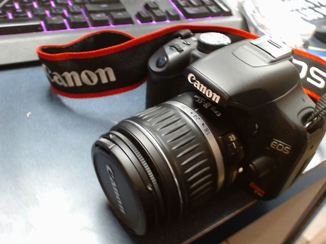 Untested camera with batery