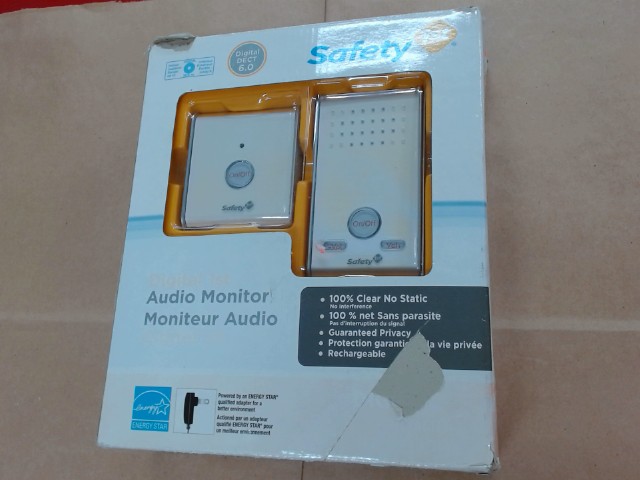 Moniteur audio dans boite