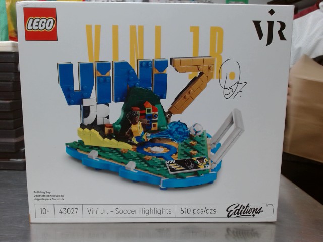 Lego vini jr 7 dans boite