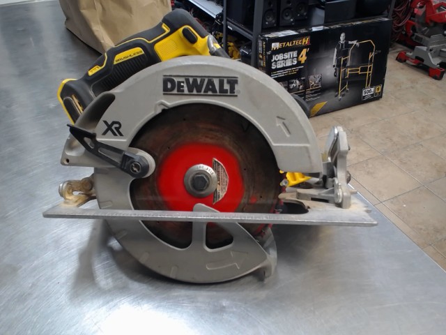 Scie ronde dewalt no batt