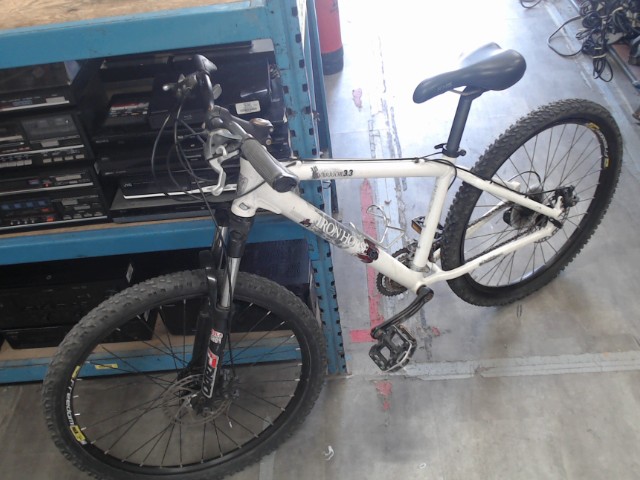 Velo suspension avant/double frein disqu