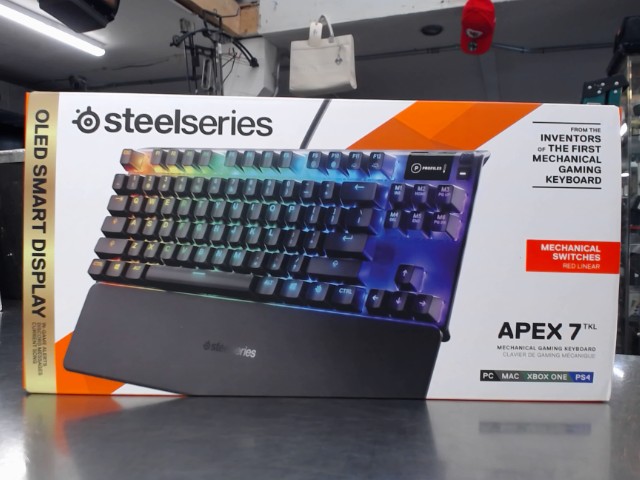 Gaming keyboard steelseries apex 7