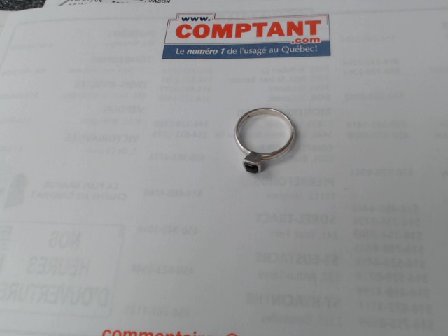 Bague en argent pierre noir