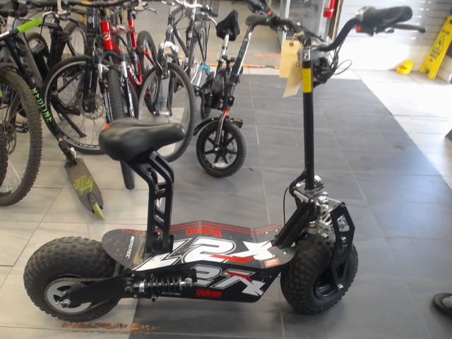 Motocyclette electrique +chg