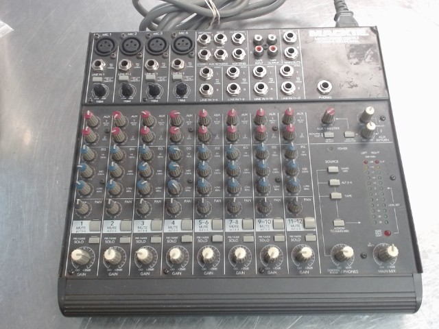 Mackie micro series + power