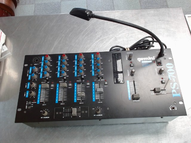 Mixer stereo