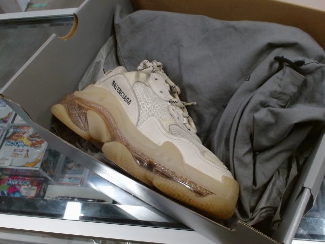 Balenciaga triple s taille 37eu
