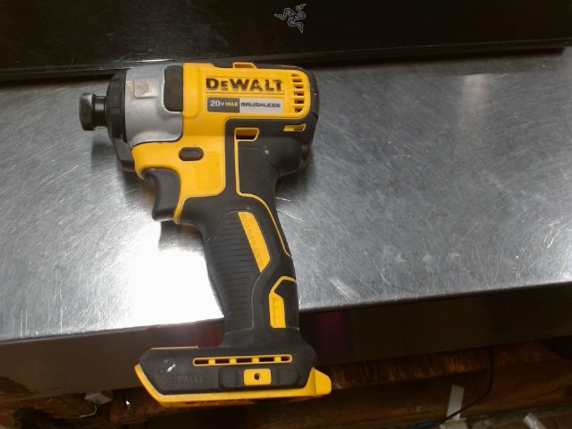 1/4'' impact dewalt used