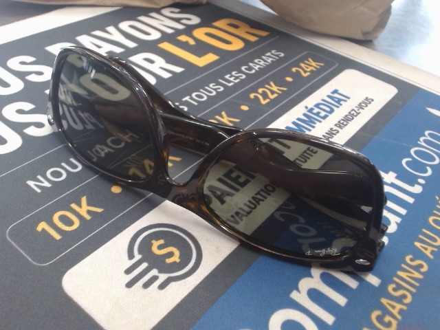 Lunette rayban polariser
