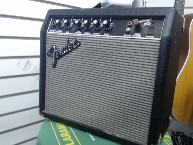 Petit ampli de guit' fender
