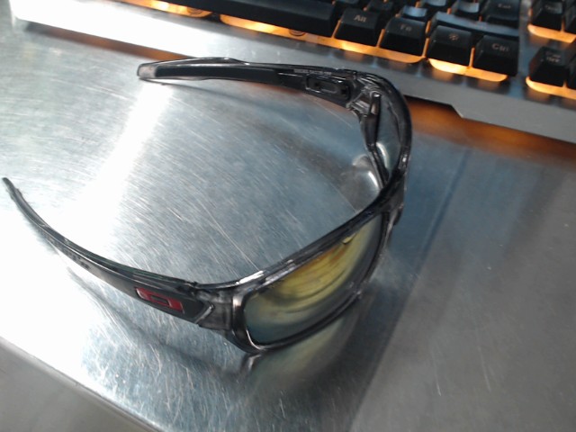 Lunette de solei oakley turbine