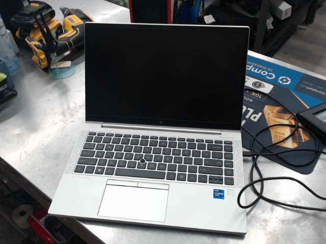 Hp elitebook i7-1185g7 16gb ram 512gbssd