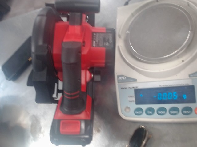Scie circulaire 6.5po