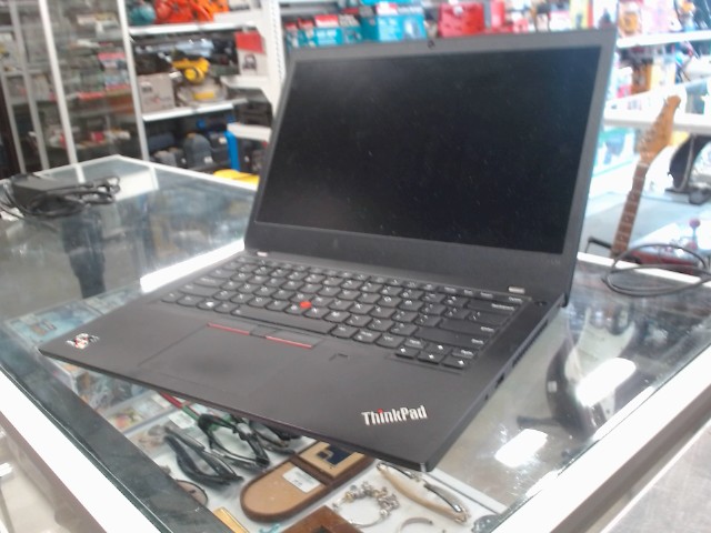 Thinkpad + ch ryzen 5 pro 5650u