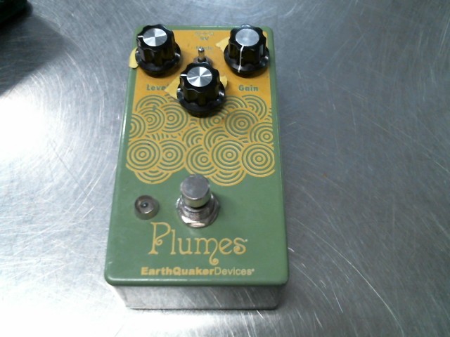 P�dal earthquaker devices vert pale