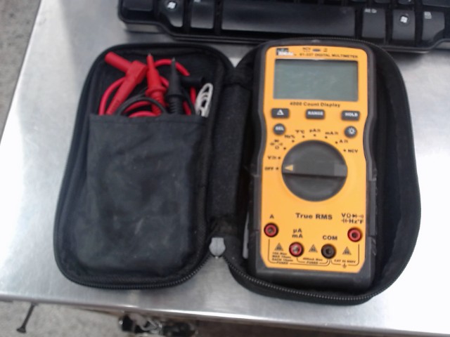 Digital multimeter