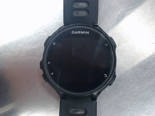 Montre forerunner735xt avec charge