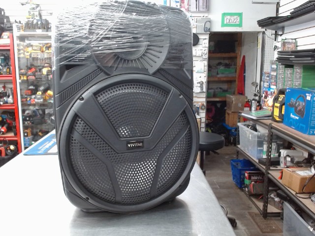 Speaker bluetooth qui fait de la couleur