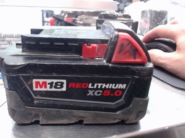 Batterie milwaukee 5.0 xc usager