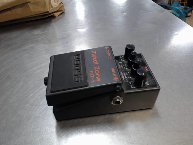 Pedal metal zone no fil