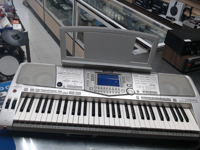 Clavier yamaha+charge