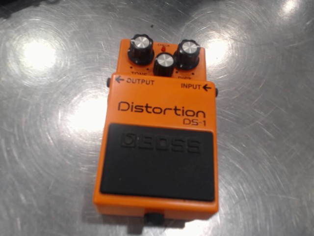 Pedale de distortion