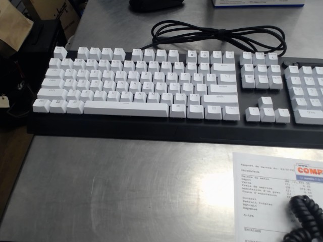 Clavier razer noir et blanc