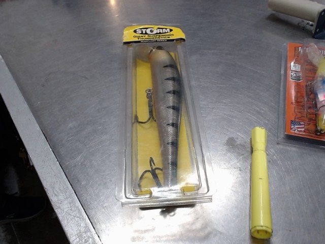 Lure a musky 12''