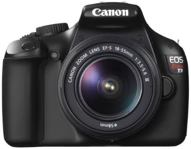 Camera canon rebel t3 18-55mm