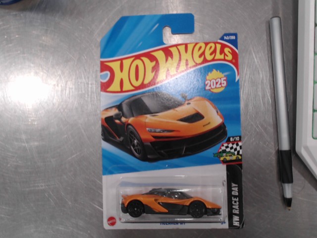 Mclaren w1 hot wheels