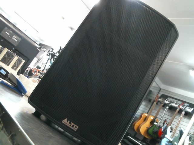 Speaker gros alto professioneal avec cab