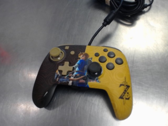 Manette a fil zelda pour switch