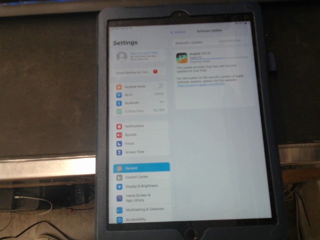 Ipad 6th gen gray with blue case fold