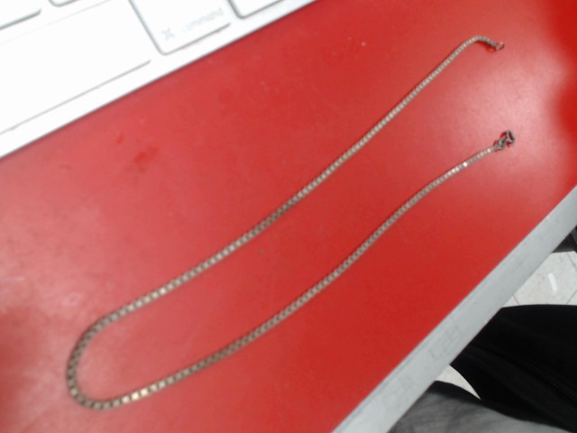 Chaine argent