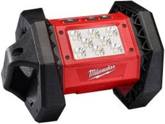 Flood light milwaukee