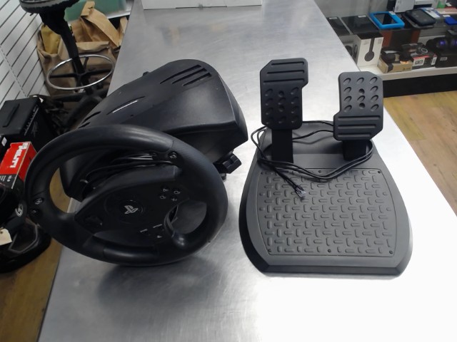 Volant trustmaster t80 pour ps4