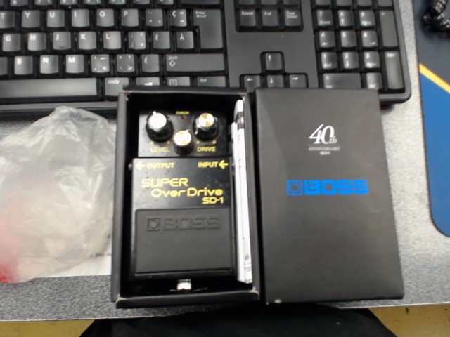 Pedal guit avec boite