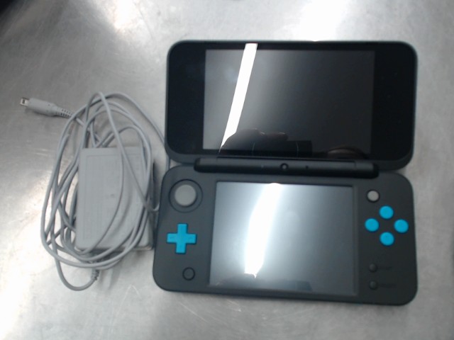 Nintendo 2ds xl noir bleu avec chargeur