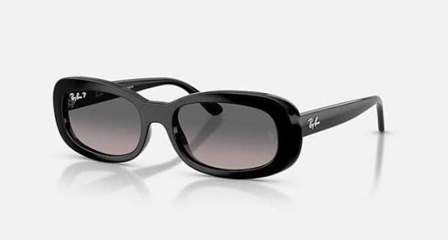 Black rayban